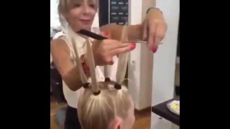 Как подстричь волосы самостоятельно женщине каскад на средней длины